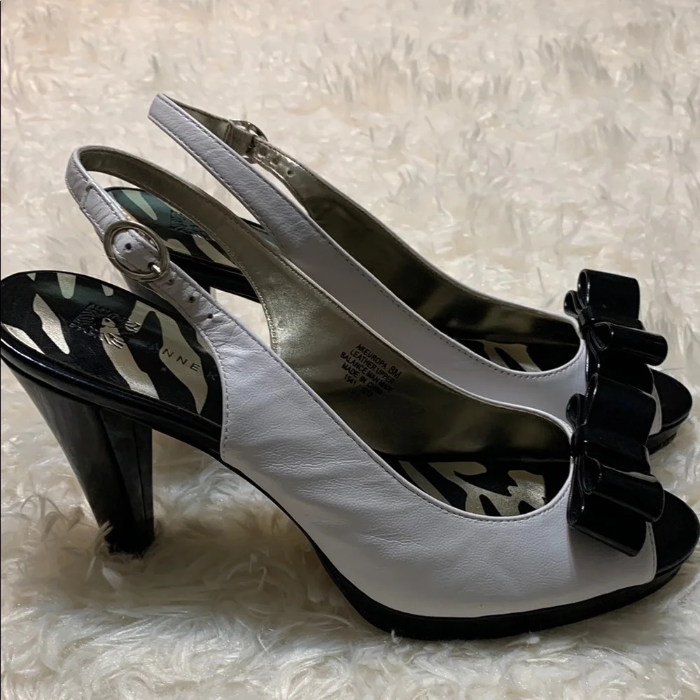 Vintage Anne Klein Black and White Peep Toe Heels - Picture 4 of 9